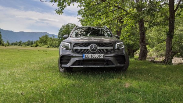 Единствената марка в България, за която 2020 година е забележимо по-добра от 2019, и то с над 18%. От тези 653, 71 са регистрирани като лекотоварни. През август сделките са 74, лек спад спрямо юли. 
