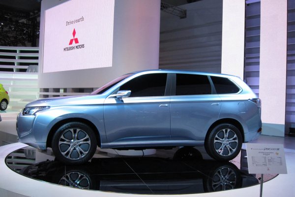 Токио 2011 - Mitsubishi PX-MiEV II