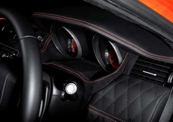 Kahn Design Vesuvius - тунингован Range Rover Evoque