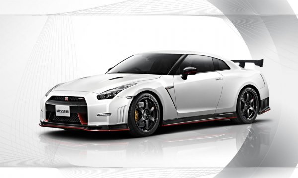  Nissan GT-R Nismo