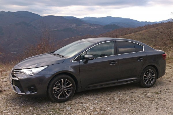 Toyota Avensis 1.8 Valvematic CVT