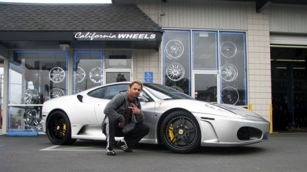 Джош Кошчек е от част от предишната ММА-култура, като идеята му е негово Ferrari F430 да не прилича на никое друго Ferrari, което някой може да си купи. Той прибавя уникални щрихи към колата, за да подчертае постижения си на ринга и богатството си. Неговото F430 е със специални джанти Vellano и затъмнени детайли, като общо-взето пищно подчертава всичко, което може да се купи с пари.