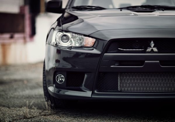 Mitsubishi има може би най-старото лого в автомобилната индустрия