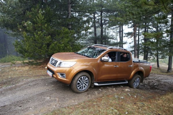 Nissan Navara 
