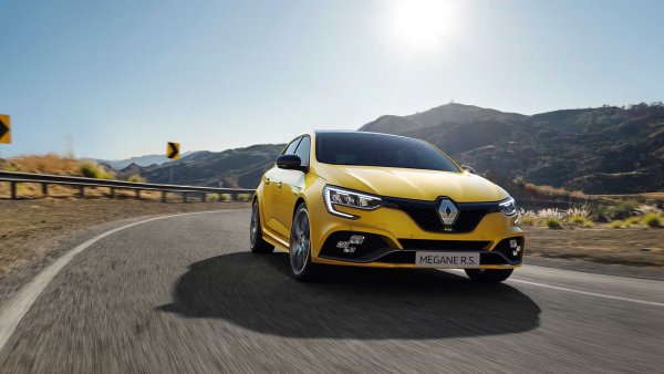 Мощност - 300 к.с.	

Въртящ момент - 420 Нм	

Модели - Renault Megane R.S
