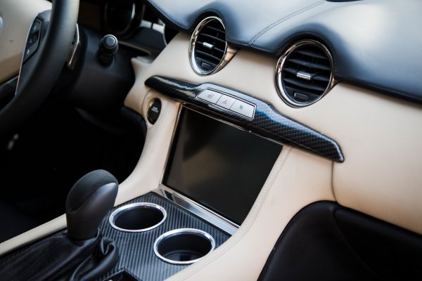 VLF Destino - бензинова версия на електрическия Fisker Karma