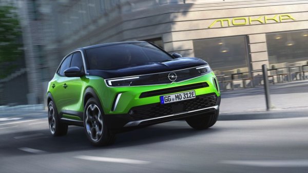 Електрическата версия на кросоувъра се радва на все по-голям интерес - 158% ръст спрямо миналата година. Ефектният дизайн е сред най-силните козове на модела. 

