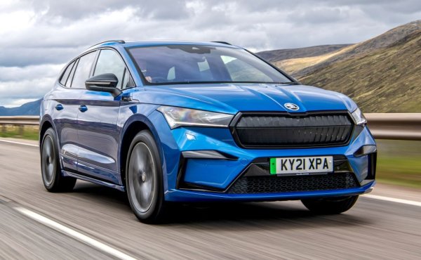И при електрическата Skoda основното ограничение миналата година бе заради недостиг на компоненти в заводите. Сега този проблем е до голяма степен преодолян, и Enyaq има цели 343% ръст на годишна база. Любопитно е, че цели 12 бройки се падат на най-скъпата версия RS. Тук сме събрали SUV и купе версиите в една обща графа. 
