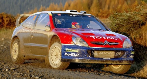 Това е колата, която помогна за създаването на легендата за Себастиен Льоб, френският ас, спечелил рекордните девет световни шампионата. Шосейният Citroen Xsara беше отличен, но скучен семеен автомобил. Но! Специалната WRC машина се оказа една от най-бързите и най-сложни рали коли, правени някога. 

Дебютира през 2001 година и спечели Tour de Corse с Хесус Пурас.  Льоб триумфира в Германия през 2002-а. Едва през следващата година френският отбор предприе атака на титлата в WRC, привличайки световните шампиони Колин Макрей и Карлос Сайнц. И двамата обаче бяха изместени от своя млад френски съотборник, който спечели три пъти и донесе наградата за производителя. 

През 2004-а Льоб взе шест ралита и първата си световна титла в Xsara. После постави нов рекорд, като спечели 10 състезания за един сезон. И все пак легендата на Xsara беше окончателно създадена през 2006 година, когато Льоб спечели третата си титла въпреки липсата на пълна фабрична поддръжка (колата беше управлявана от белгийския частен отбор Kronos). За капак пилотът пропусна последните четири кръга на шампионата, след като падна от планинския си велосипед по време на тренировка. 