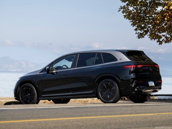 Луксозният SUV струва малко над 200 000 евро, което при реален пробег от 490 км означава 409 евро на километър.