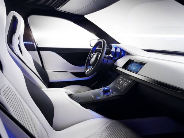  Jaguar C-X17 Sports Crossover Concept