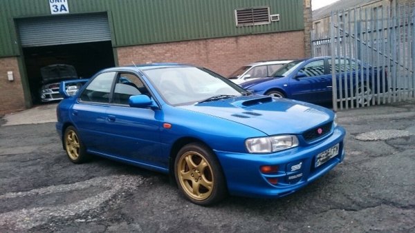 Най-верните фенове на Subaru може и да се засегнат от такива сравнения, особено като се има предвид историята на версиите WRX и WRX STI и впечатляващите им рали успехи. Ранните WRX STI Type RA са идеално предложение.