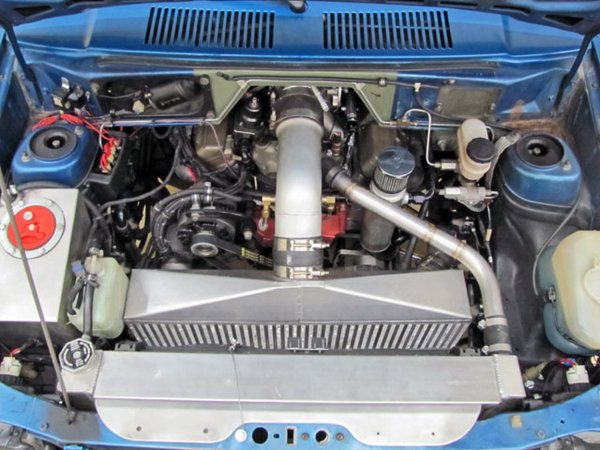 "Вълк в овча кожа" - Chevrolet Sprint от 1988 година с мощност 945 к.с. 