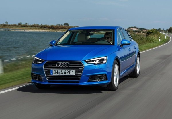 Дължина - 4726 мм, просвет - 140 мм, багажник - 480 л.

Това е петото поколение (B9), "pre-style". Цената е за автомобили на възраст 8-10 години с пробег от 100 000 км. Около 40% от предложенията са с задвижване на всички колела, като това е много здрав автомобил без очевидни слабости, с надеждно окачване и здрави интериорни материали.

Бензиновите турбо двигатели 1.4 и 2.0 претърпяха модернизации и би трябвало да изкарат 250 000-300 000 км. Все пак са възможни проблеми и при по-малък пробег &ndash; въглеродни отлагания в горивната камера, запушване на маслените пътища, разтягане на веригите (при 1.4, когато задвижването е с ремък, веригата на маслената помпа е уязвима). 
