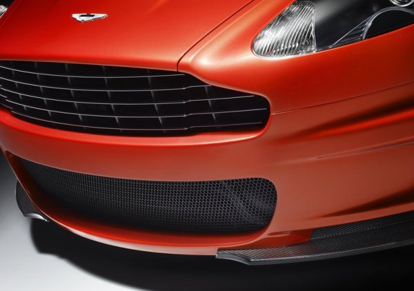 Aston Martin DBS Carbon Edition