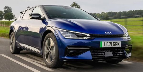 Най-високо оцененият електромобил радва собствениците както със своя стил и практичност, така и със своите характеристики на шофиране. EV6 се класира високо за своето задвижване плюс возия и управление, с топ 20 резултати в двете категории, включително 17-то за удоволствие от шофирането и пето за плавност на движението.

Собствениците харесват стила, като го оценяват на пето място за дизайн на каросерията и шесто за кабината. Има и шесто място за гъвкавост на седалката, както и за удобни за деца функции, докато място за краката на задната седалка е на първо място в проучването. Функциите за безопасност са класирани на 11-то място за количество, но само на 45-то място за лекота на използване, докато надеждността е на разочароващо 63-то, а стойността – на  50-то.