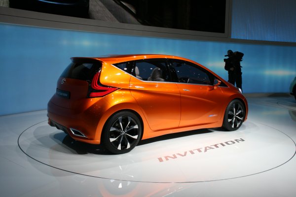 Женева 2012 / Nissan Invitation Concept