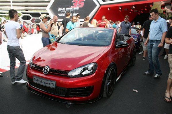 Golf R кабрио във Вьортерзее