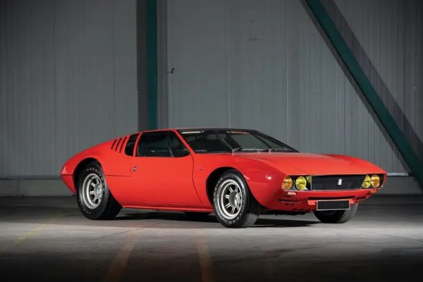 Очаквана цена: &euro;200,000 - &euro;250,000
Изключително рядък автомобил - произведени са само 401 бройки, от които до наши дни са оцелели не повече от 250. Тази е в ръцете на Птижан от 1978 насам. Продава се с оригиналните инструменти, в оригинално състояние, с изключение на едно подновяване на боята. 
