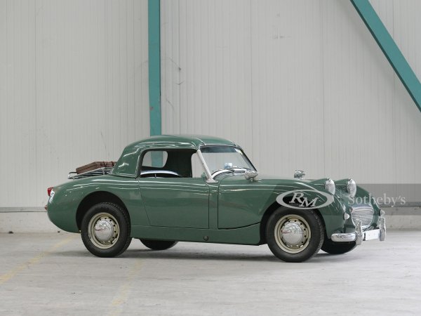 Очаквана цена:  &euro;20,000 - &euro;30,000
Типичен пример за английски спортен автомобил от зората на 60-те. Купен в Холандия преди 8 години. 
