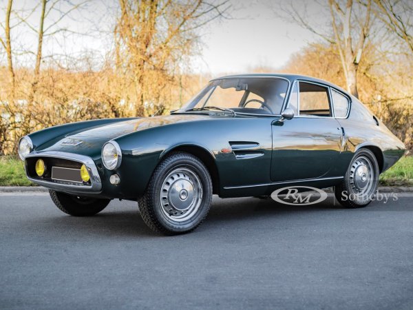 Очаквана цена: &euro;50,000 - &euro;60,000
През 60-те ателиетата за каросерии като Ghia от време на време пускаха и собствени модели. Това 1500 GT е базирано върху удължената платформа на Fiat 1500 и е наистина рядко - произведени са само 846 бройки. Пробегът на колата е 48 280 км. 
