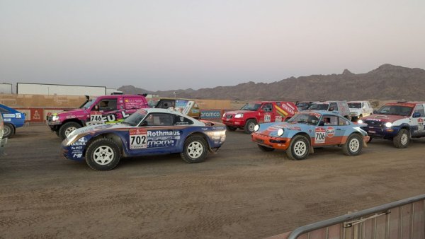 Част от участниците в "класическата" категория 