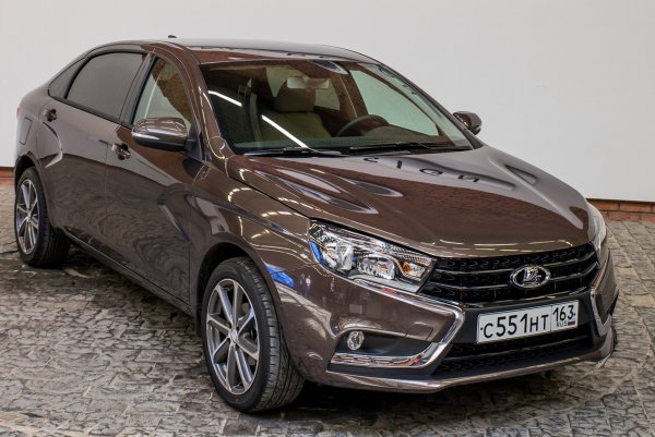 Lada Vesta Signature 