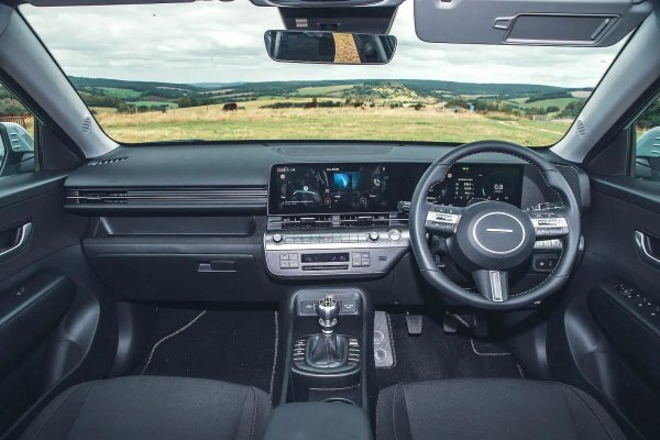 Силни страни:
Ниски емисии на CO2 (хибрид); щедро стандартно оборудване; добра информационно-развлекателна система.

Слабости:
Карането с ниска скорост може да бъде нервно; багажникът може да е по-голям; обезценява се по-бързо от конкурентите
