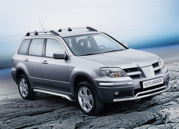 Този мотор се е доказал сред таксиметровите шофьори и собствениците, които карат много. Дори моделите от началото на 2000-те, със значителен пробег, често не са претърпели основен ремонт, ограничавайки се до планирана поддръжка.