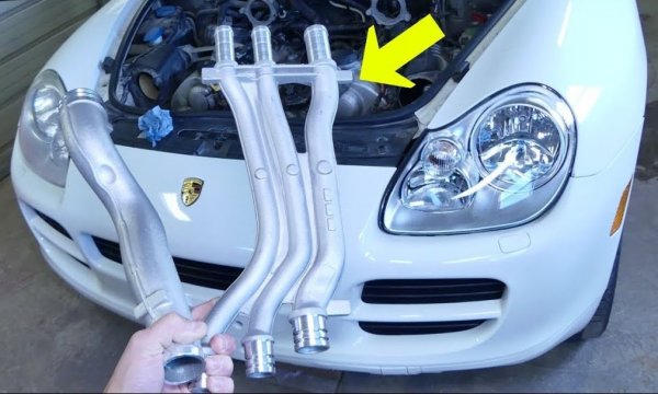 Относително чести са и проблемите с водната помпа. При такава конструкция на двигателя отказът на водната помпа води до незабавно прегряване на двигателя - а при скъп двигател с алуминиев блок прегряването е нещо, което искате да избегнете на всяка цена, защото дори за съвсем кратък период то уврежда блока, главата и гарнитурата. 
Двигателят се монтира в първото и второто поколение на Cayenne Turbo (955 и 958), между 2003 и 2017 година. 
