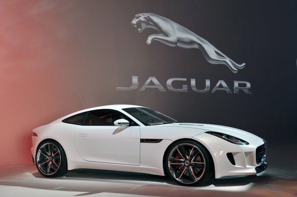 Лос Анджелис 2011 - Jaguar С-X16 Concept
