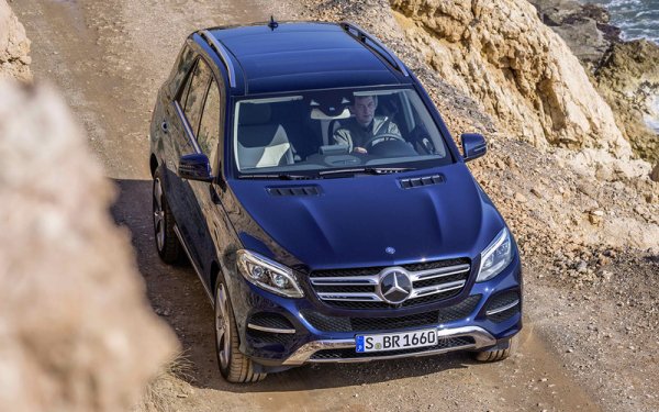 След изучаване на слабите места изгледа, сякаш оптималното предложение при покупка на употребяван Mercedes-Benz GLE е бензиновата версия с 333 к.с. или дизеловия вариант с 204 к.с. Последният обаче е и най-бавният, тъй като ускорява от 0 до 100 км/ч за 8,6 секунди.
