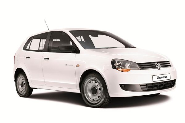 Четвъртото поколение Polo има много дълъг живот - цели 17 години. Това се случва благодарение на южноафриканския пазар, на който ретушираният Polo Vivo заменя откровено остарелия хечбек CitiGolf. На списъка с африкански каросерии Polo може да се завиди: хечбек с три и пет врати, крос-хечбек Maxx, седан и дори "баничарка"!

Вярно е, че Vivo Xpress отвън не се различава от нормалните машини с пет врати - всички промени са в документите (хомологация като товарен N1) и вътрешността на колата. 