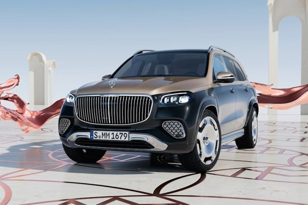 Mercedes-Maybach знае как да се погрижи за ултрабогатите и известните, като именно за нях е този SUV. Той е базиран на стандартния GLS, но подобно на брат си от S-Class, всъдеходът предлага висок лукс.

Неговият би-турбо V8 осигурява 550 к.с. и електрически подпомаган въртящ момент чрез мека хибридна система EQ-Boost. Може да не искате да го карате извън пътя, но неговата стандартна система за задвижване на всички колела е състояние да се справи с някои доста трудни условия.