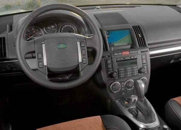 Land Rover Freelander 2