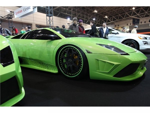 Lamborghini Murcielago LP640 / LB Performance LP640