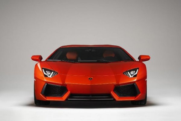 Lamborghini Aventador LP700-4
