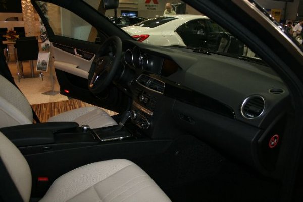 Автосалон София 2011