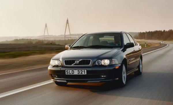 Volvo s40 ii рестайлинг