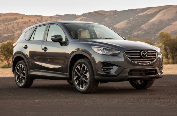 Дължина - 4555 мм, пътен просвет - 215 мм, багажник - 403 литра.

В бюджета за покупка се вписва второто поколение на японския кросоувър, чието основно предимство е, че се сглобява в Япония. Автомобилите с пробег под 100 000 км са по-скъпи. Като цяло, CX-5 е замислен като пряк конкурент на Toyota RAV4 и го превъзхожда по някои качества - по-специално добро управление.

Бензиновите двигатели от семейството SkyActiv са атмосферни, но с директно впръскване: 2.0 (150 к.с.), 2.5 (192 к.с.). Надежден, като повечето неизправности са свързани с нискокачествено гориво и блуса на електронния термостат. Ресурсът е над 300 000 км. 
