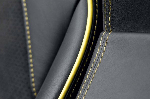 Руската суперкола Marussia B1 / В2