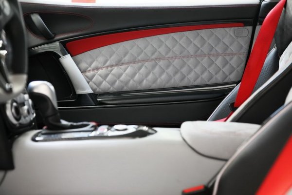 McLaren Mercedes SLR 722