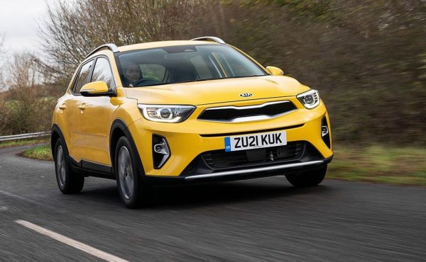 Най-малкият кросоувър на Kia стартира бавно у нас, но вече набира скорост. Той е и едно от най-достъпните предложения в сегмента като цена. 
