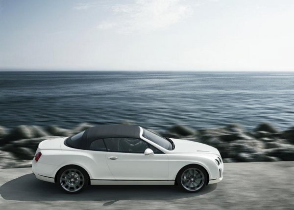Bentley Continental Supersports Convertible 2011