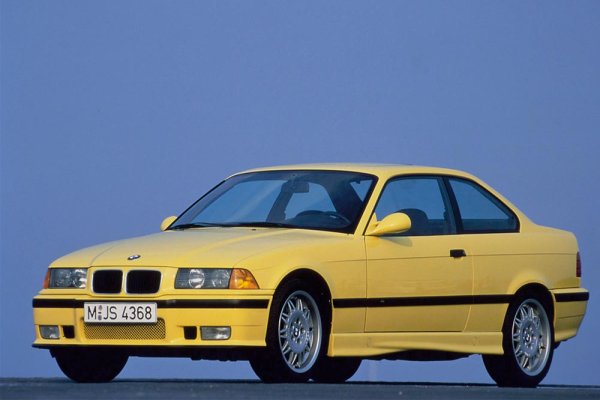 Един от най-оригиналните цветове, въведени в гамата на германската марка. Взема името си от легендарното рали Дакар и е видян за първи път върху каросерията на M3 E36 през 1992 г.
