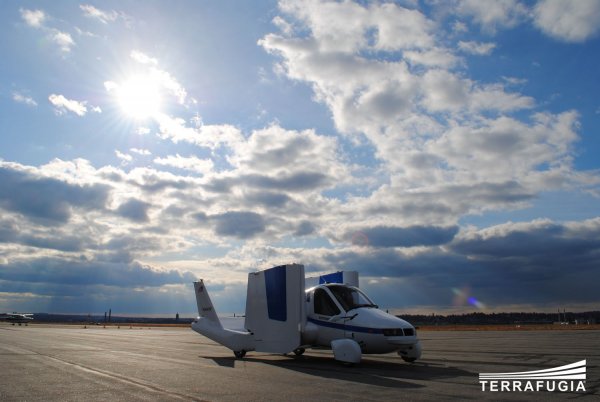 Първата летяща кола в света - Transition Terrafugia