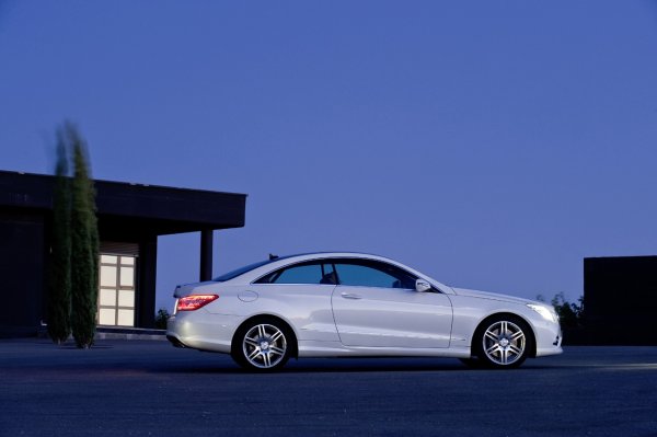 Mercedes-Benz E-Class Coupe 2010
