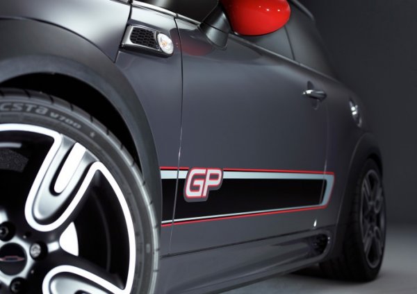 MINI John Cooper Works GP II 
