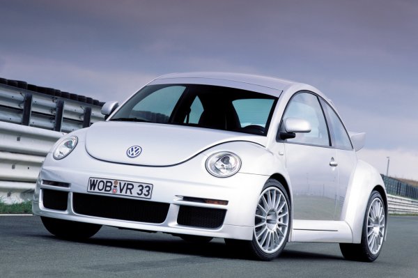 Това е спортна версия на Beetle, пусната на пазара през 2002 г. в ограничен тираж от 250 бройки. В допълнение към цялостния бодикит, който придава на Beetle по-агресивен вид и спортен интериор, RSi се отличава с 3,2-литровия си VR6 двигател, произвеждащ 225 к.с. и 317 Нм. Beetle RSi е първият модел, оборудван с 3,2-литровата версия на VR6 двигателя на Volkswagen, който по-късно ще бъде използван в Golf R32.
