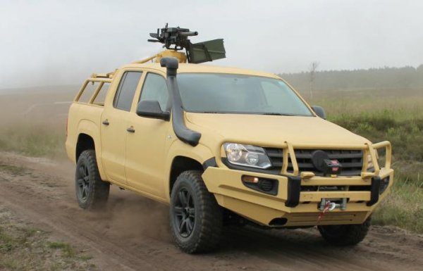 Volkswagen Amarok M - военен автомобил от Rheinmetall Defense